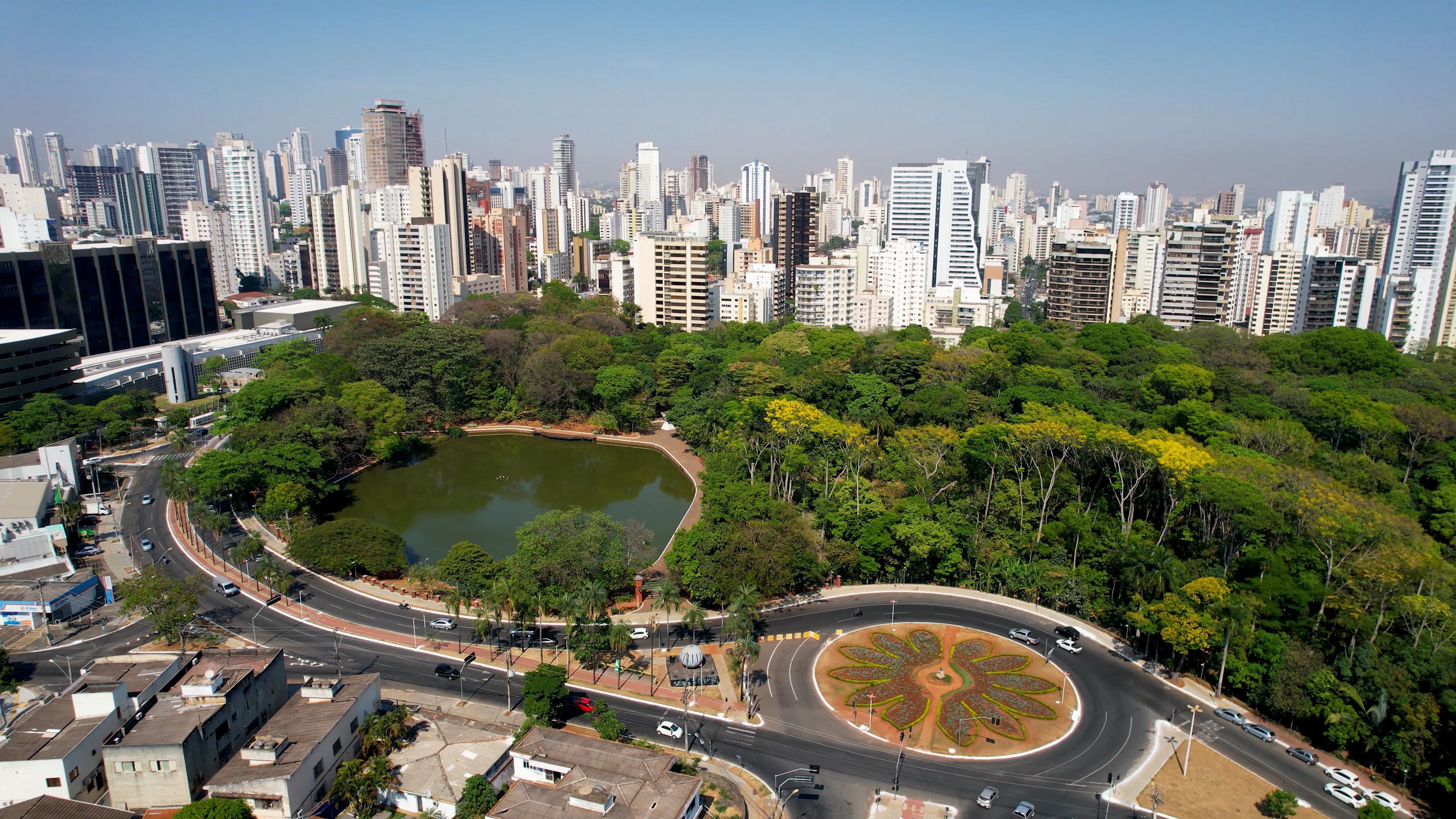 scenic-nature-park-downtown-goiania-goias-brazil-brazilian-midwest-city.jpg